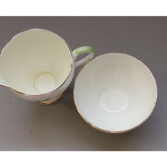Vintage Foley Bone China, White Cream and Sugar set with blue, yellow and purple - Picture 3 of 9